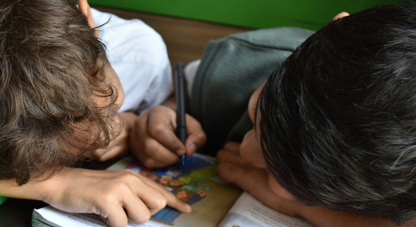 Imagem de Falta de educadores pode levar a redução para uma educadora por sala nas creches (áudio)
