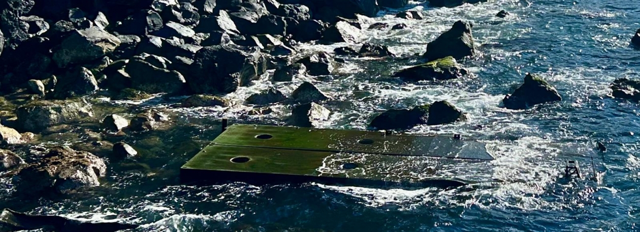 Imagem de Batelões de fogo de artifício continuam no mar (vídeo)