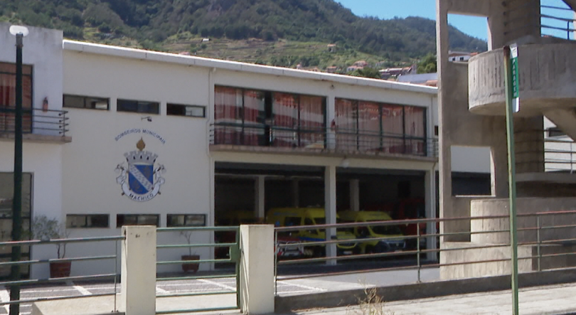 Bombeiros de Machico fazem resgate na Ribeira Seca