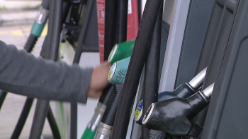 Imagem de Consumidores resignados com a subida do preço dos combustíveis (vídeo)