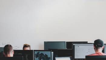 Imagem de Hoje é o dia Mundial da Juventude Trabalhadora (áudio)