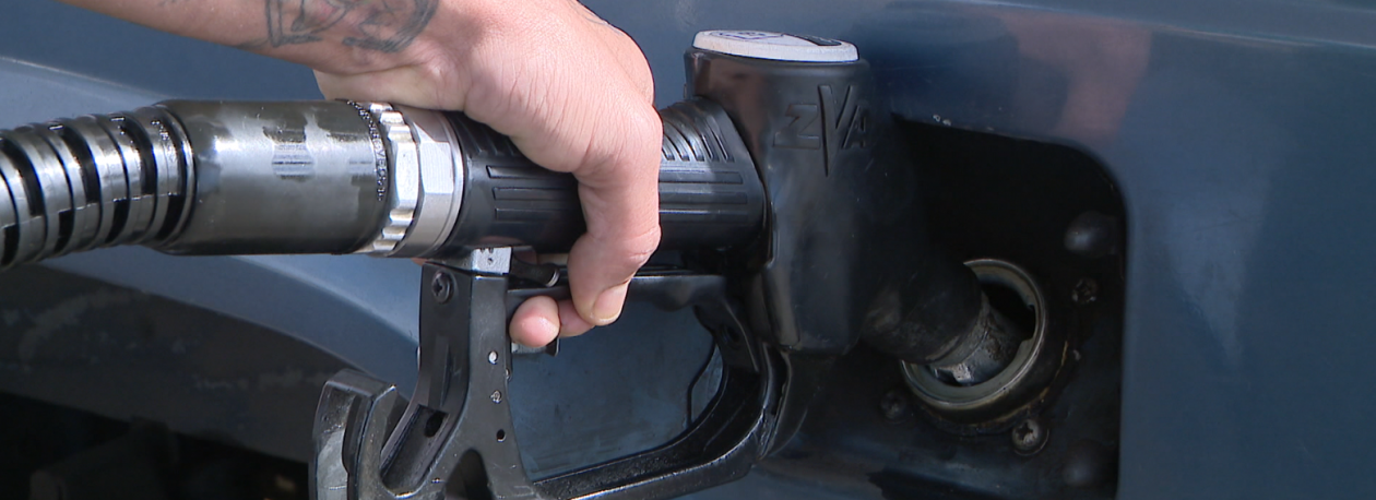 Imagem de Condutores correm às bombas de gasolina (vídeo)