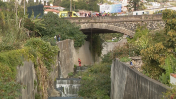 Imagem de Jovem encontrado sem vida na Ribeira de Santo António (vídeo)