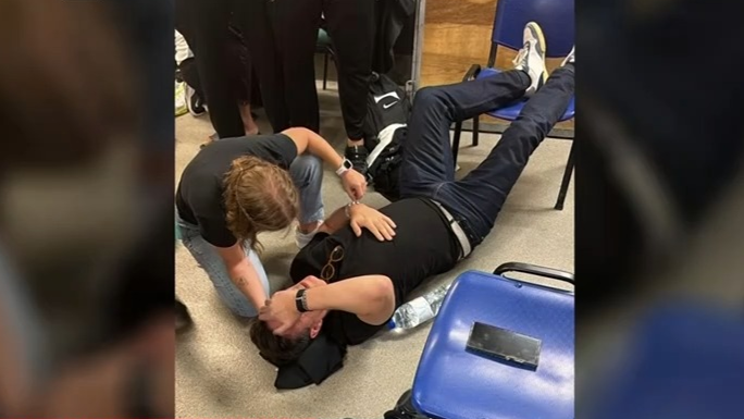 Imagem de Cheiro no balneário leva elementos do Sporting ao hospital antes do clássico de andebol