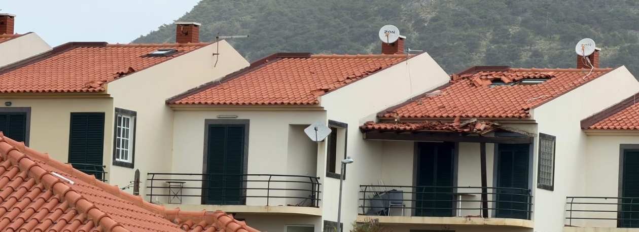 Imagem de Seguro acompanha situação no Porto Santo e lamenta danos