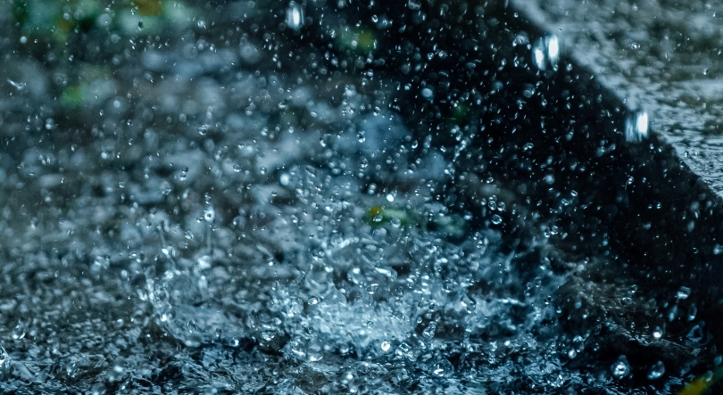 Imagem de Mau tempo deixa uma pessoa desalojada em Santa Cruz