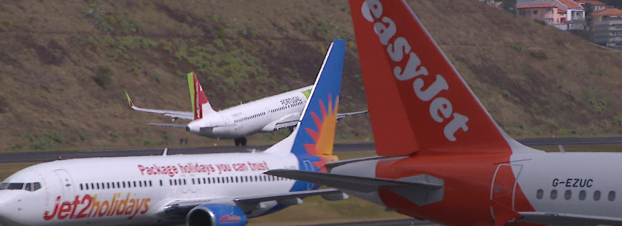 Imagem de Aeroporto da Madeira retoma a normalidade ao 3.ª dia (vídeo)