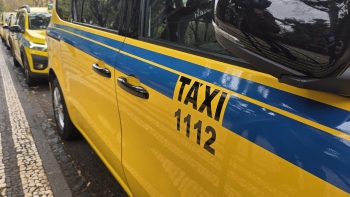Imagem de Taxistas alarmados com aumento do preço dos combustíveis (vídeo)