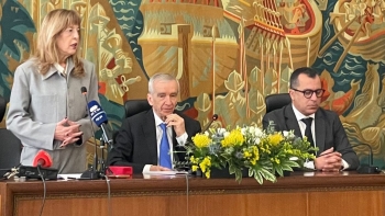 Imagem de Teresa de Sousa é a nova presidente da Comarca (vídeo)