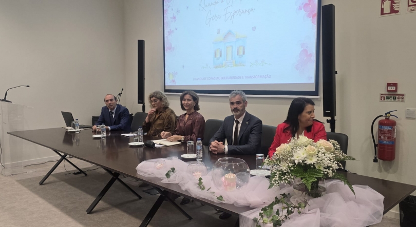 Imagem de Treze pessoas recebem complemento para a vítima em situação de violência doméstica (áudio)