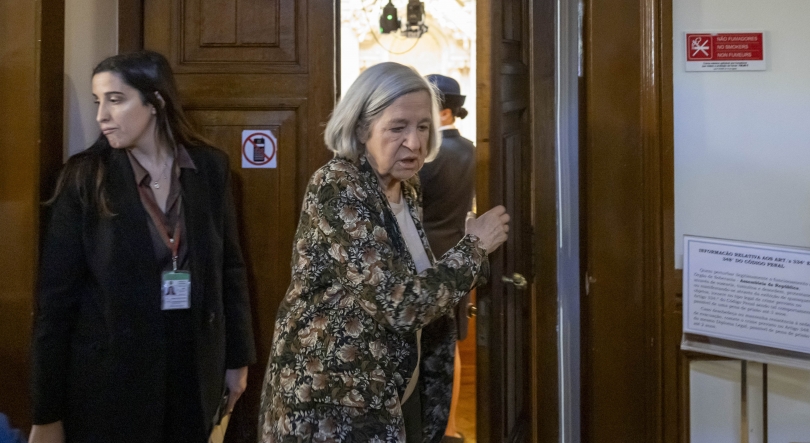 Imagem de Deputados constituintes sentiram-se insultados por Ventura