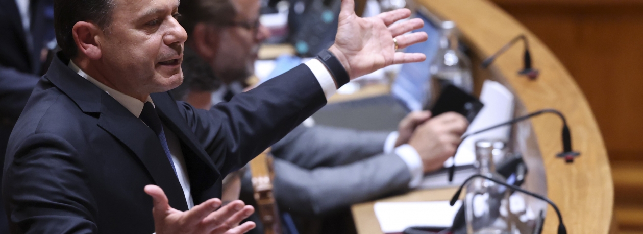 Imagem de “Assembleia da República cometeu um monumental tiro no pé” (vídeo)