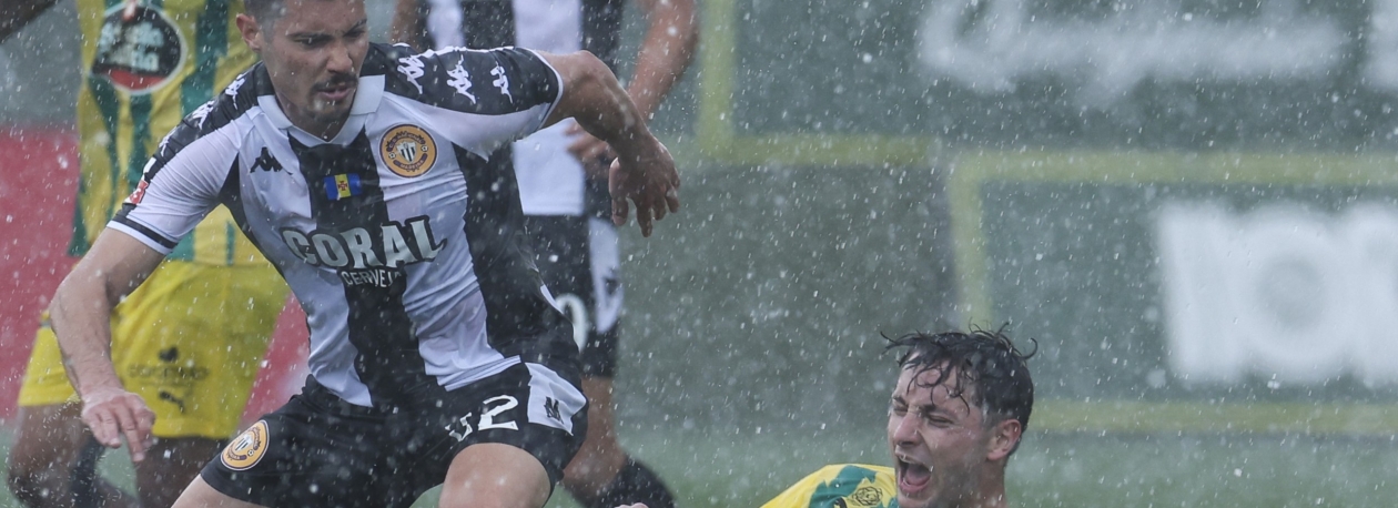 Imagem de Nacional vence em Tondela e afasta cenário de descida direta