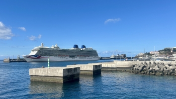 Imagem de Cruzeiros trazem quase seis mil passageiros para passar o dia