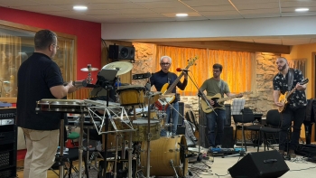 Imagem de Produtor britânico presta este tributo a Luís Jardim (vídeo)