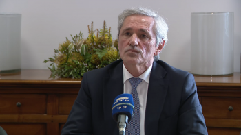 Imagem de Orçamento retificativo em cima da mesa (áudio)