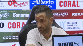 Imagem de Miguel Moita diz que ainda não é o tempo de falar do futuro (vídeo)