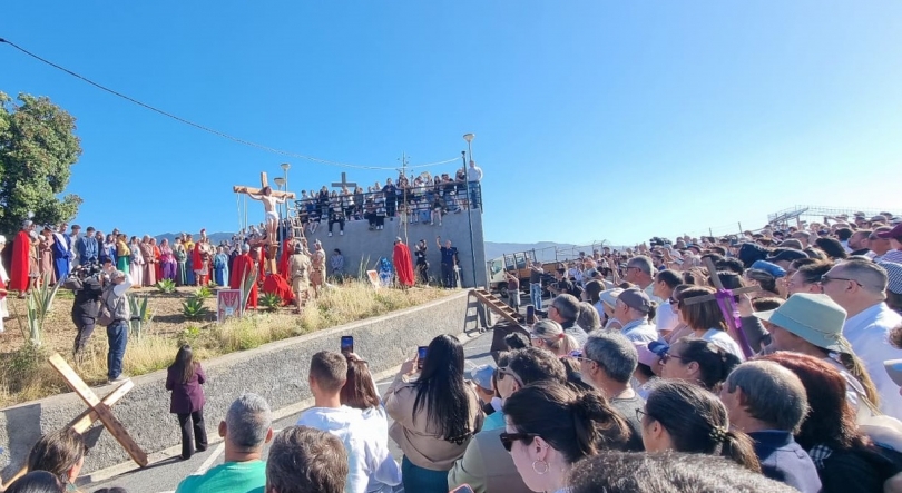 Imagem de Encenação da Paixão de Cristo reuniu centenas de pessoas no Pico da Torre (áudio)
