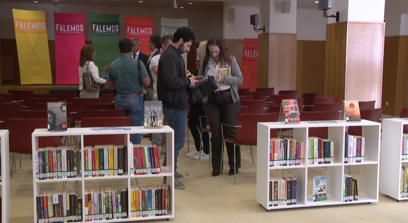 Imagem de Festival 'Falemos' quer reconquistar público jovem para a leitura (vídeo)
