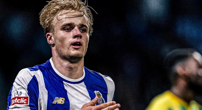 Imagem de FC Porto vence Tondela e está cada vez mais perto do título