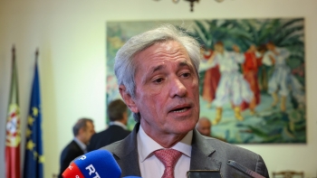 Imagem de Governo admite aprovar pacote de ajudas (vídeo)