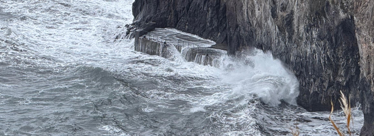 Imagem de Capitania do Funchal prolonga avisos de mau tempo até quinta-feira