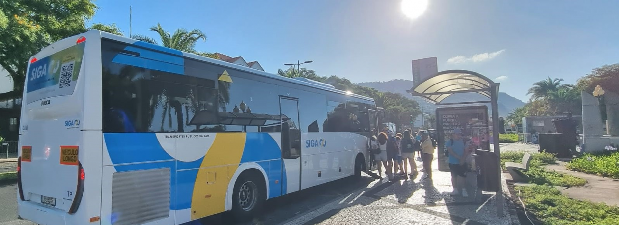 Imagem de Falta de informação nas paragens de autocarro tem sido alvo de várias queixas (áudio)