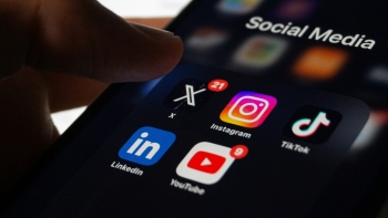 Imagem de Bruxelas quer Estados-membros a verificarem idade nas redes sociais até ao final do ano