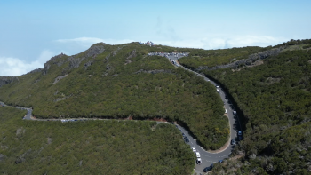 Imagem de Trânsito caótico na Achada do Teixeira (vídeo)