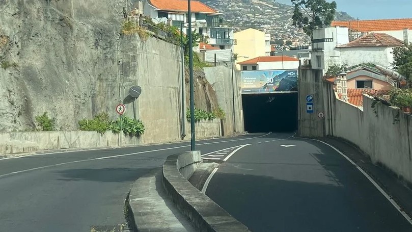 Imagem de Túnel da Cota 40 junto à Cruz Vermelha fechou hoje ao trânsito (áudio)