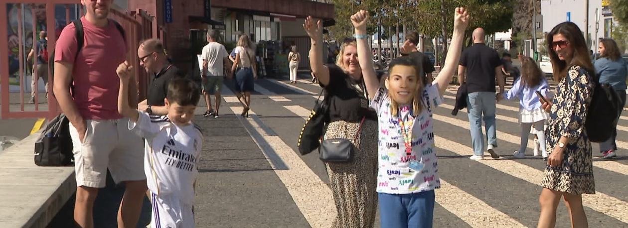 Imagem de Turistas procuraram atrações alternativas no Domingo de Páscoa (vídeo)