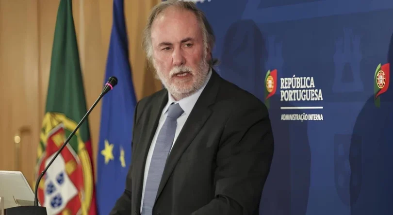 Demitiu-se o secretário-geral adjunto do Ministério da Administração Interna