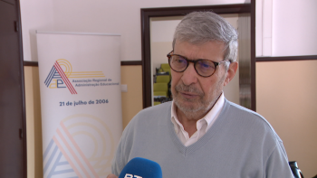 Professor critica revisão da Lei de Bases em contexto de debate constitucional (vídeo)