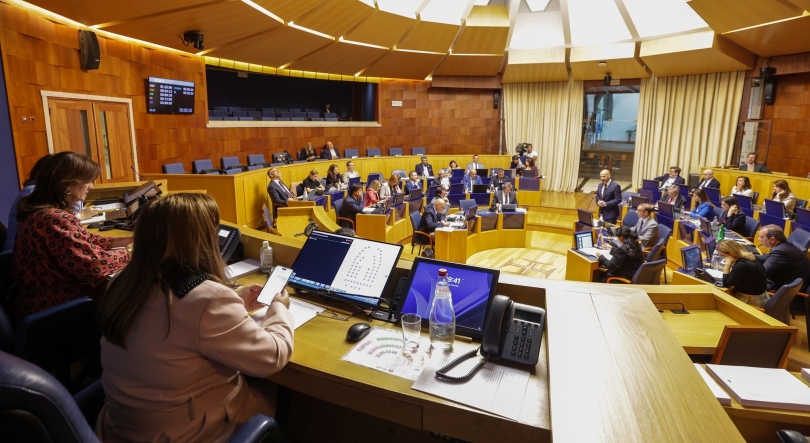 Partidos defendem reforço dos poderes legislativos no parlamento da Madeira