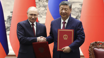 Xi Jinping e Putin afirmam a natureza “inabalável” das relações bilaterais