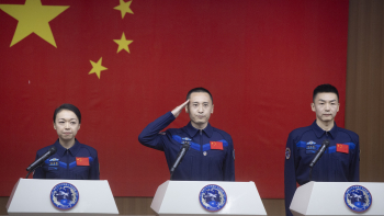 China envia astronauta para o espaço por um ano