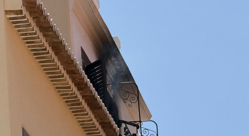 Bombeiros mobilizados para um incêndio num prédio no Funchal (vídeo)