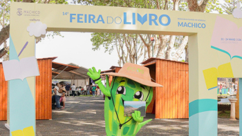 Feira do Livro de Machico quer aproximar público da leitura (vídeo)