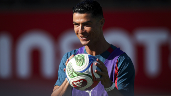 Cristiano Ronaldo titular frente ao Chile