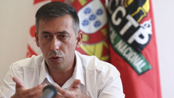Quem permitir continuidade da discussão do pacote laboral está a trair trabalhadores