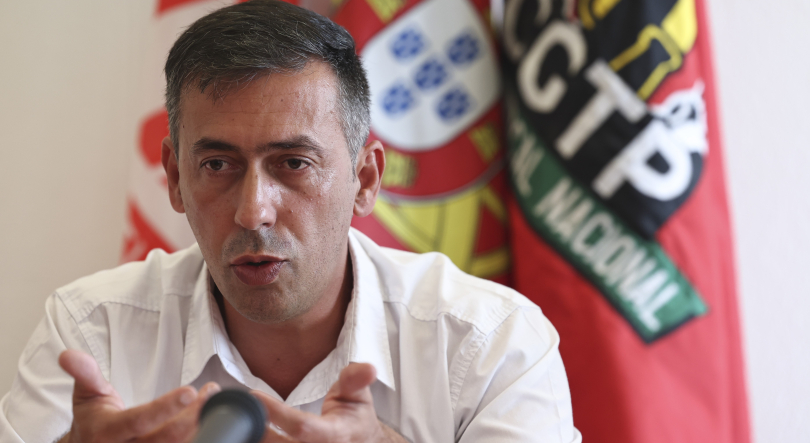 Quem permitir continuidade da discussão do pacote laboral está a trair trabalhadores