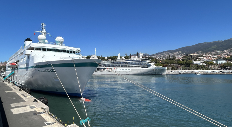 Porto do Funchal a receber dois navios de cruzeiro