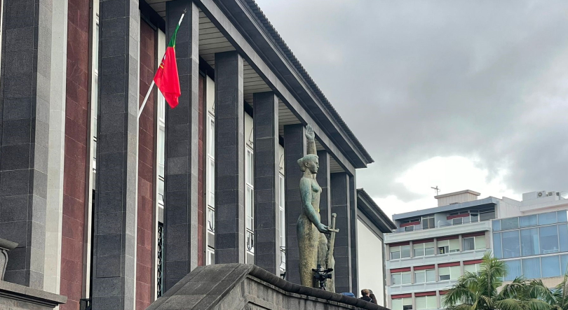 Leitura do acórdão adiada porque a juíza não conseguiu aterrar na Madeira