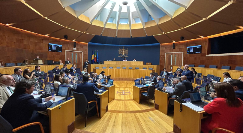 Maioria chumba mudança de artigo sugerida pelo PS com a ajuda do JPP (áudio)