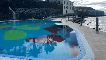 Santa Cruz reabilitou solário, balneários e piscina (vídeo)