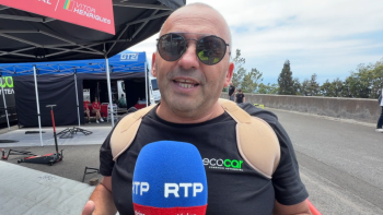 Emanuel Martins voltou ao parque de assistências depois do despiste em São Vicente (vídeo)