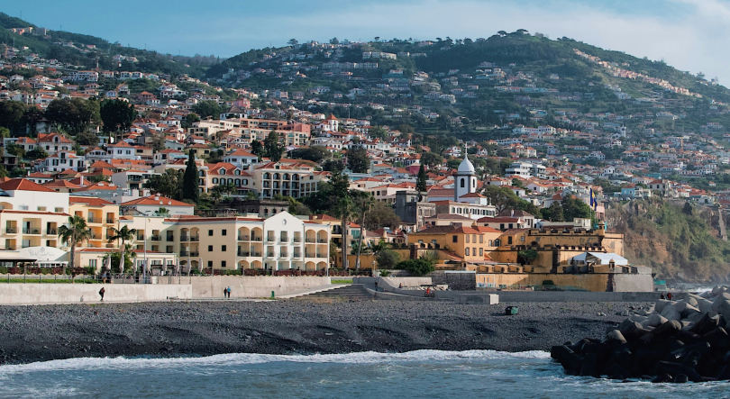 Funchal, Santa Cruz e Calheta concentram o maior número de residentes estrangeiros