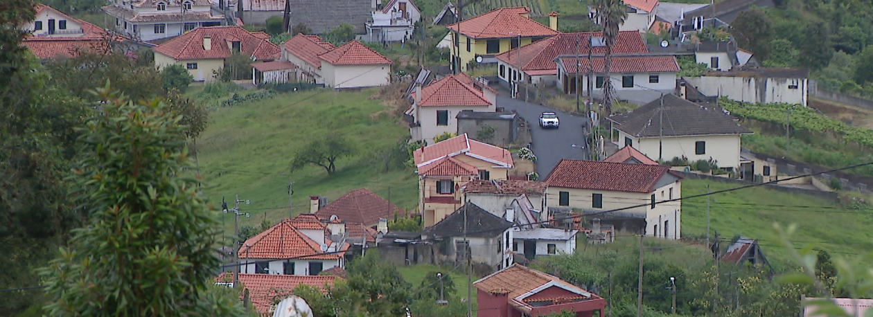 Santana avança com parque provisório (vídeo)