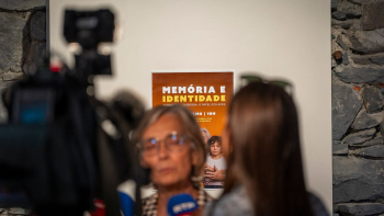 Histórias de emigração registadas em livro (áudio)