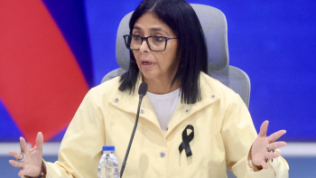 Delcy Rodríguez pede suspensão das sanções para facilitar resposta